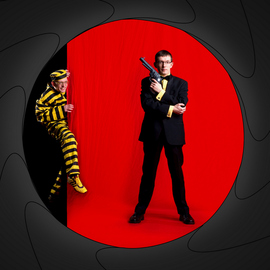 123magie Jan als James Bond parodie